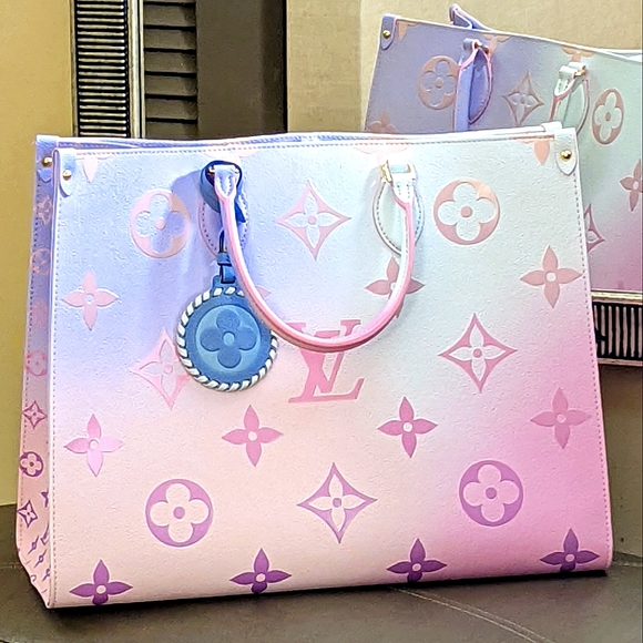 Louis Vuitton OnTheGo GM in LIMITED EDITION Sunrise Pastel NEW in Gift Box - Picture 10 of 16